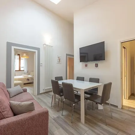 San Remigio 4 Bedrooms Appartement Florence