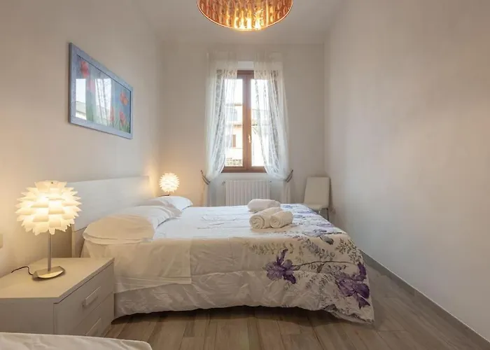 San Remigio 4 Bedrooms Appartamento Firenze